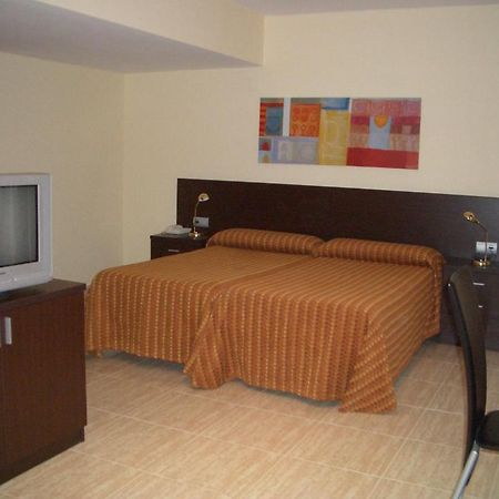 Hotel Pique Gandesa Phòng bức ảnh